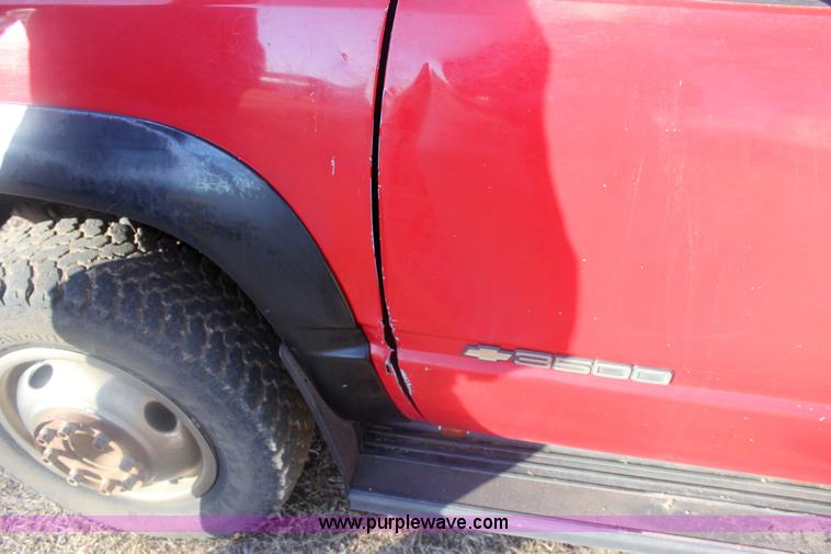 image for item 6342 1992 Chevrolet K3500 Silverado pickup truck