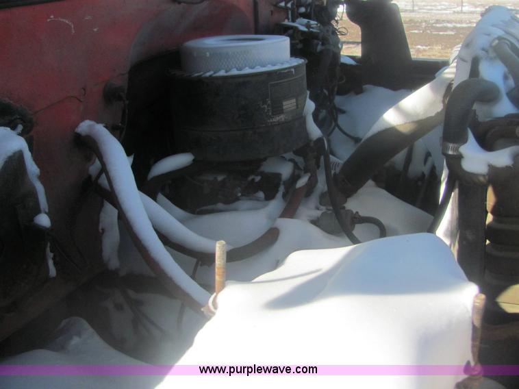 image for item 6831 1976 Chevrolet C60 dump truck