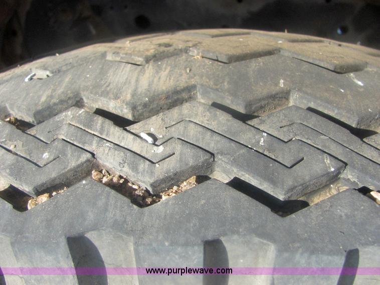 image for item 6831 1976 Chevrolet C60 dump truck
