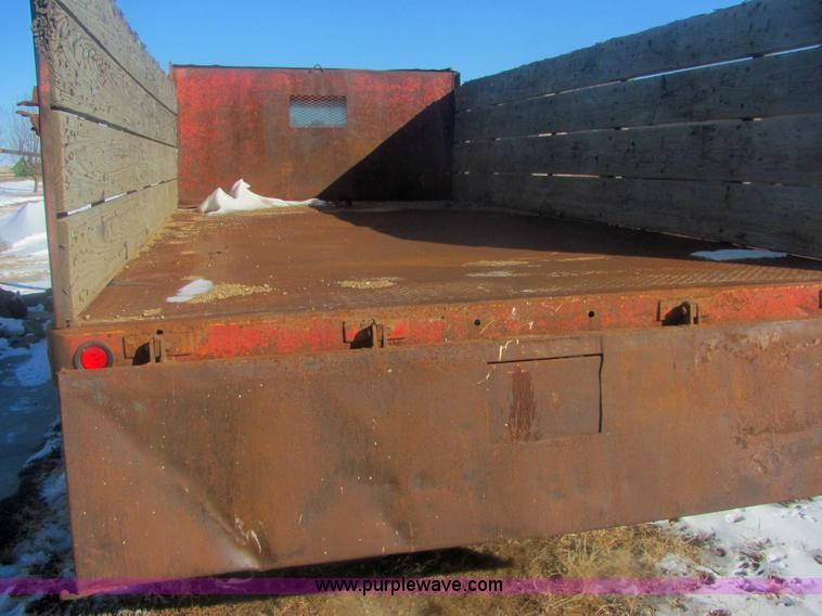 image for item 6831 1976 Chevrolet C60 dump truck