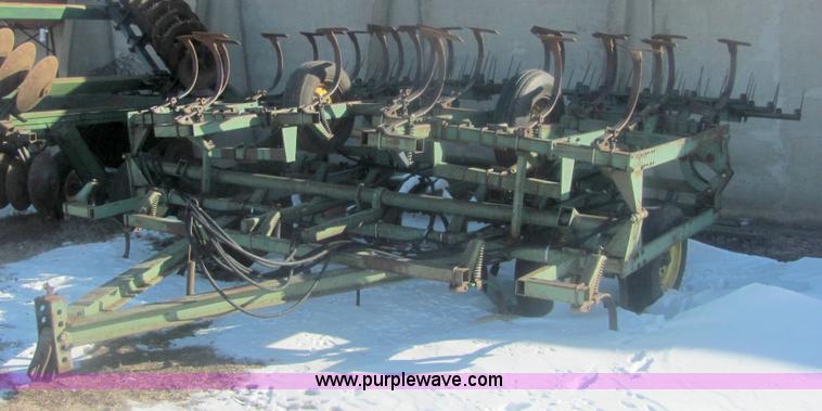 image for item 6833 John Deere 1010 24' field cultivator