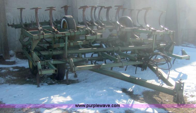 image for item 6833 John Deere 1010 24' field cultivator