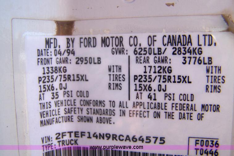 image for item 7331 1994 Ford F150 XL pickup truck