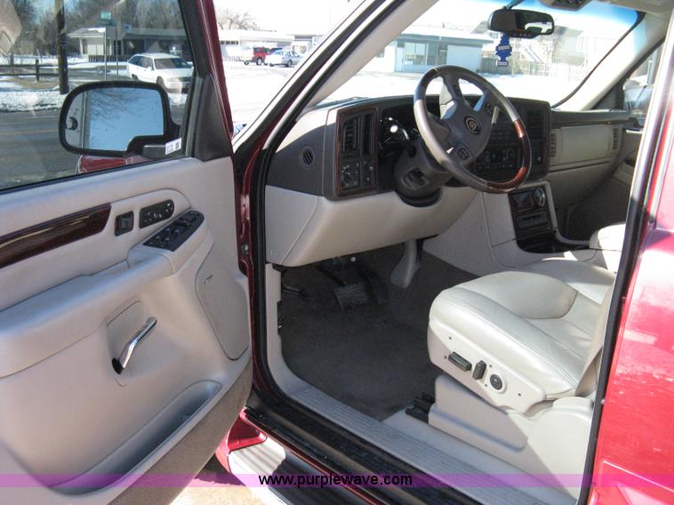image for item 8179 2006 Cadillac Escalade ESV SUV