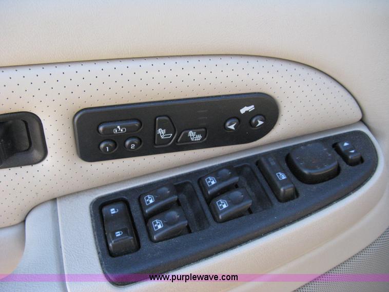 image for item 8179 2006 Cadillac Escalade ESV SUV