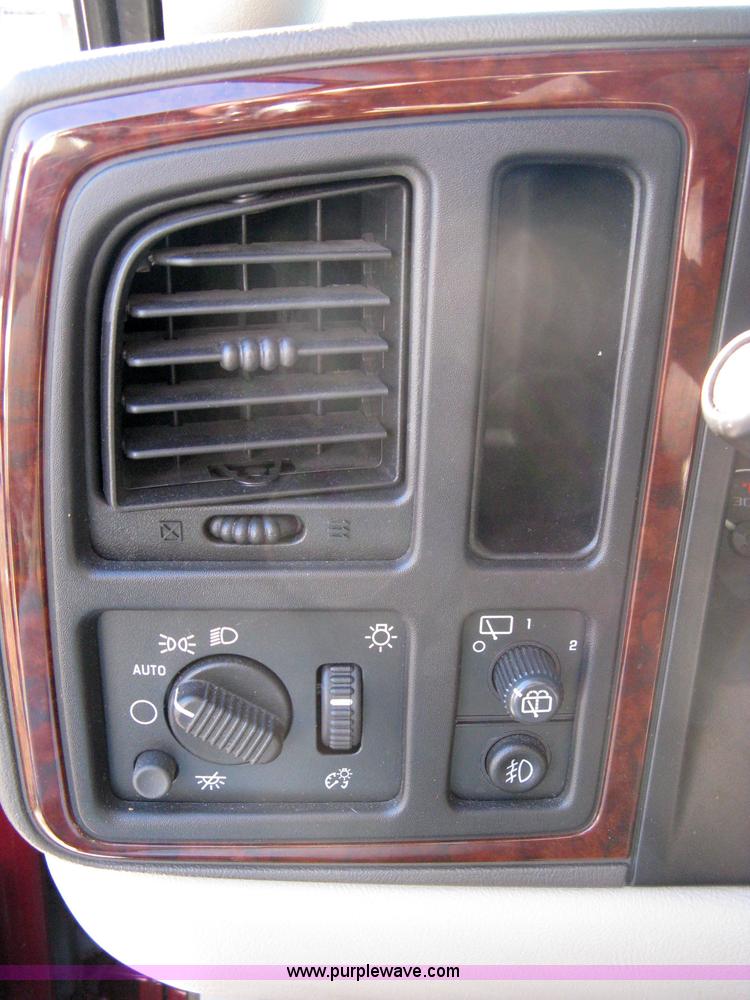 image for item 8179 2006 Cadillac Escalade ESV SUV