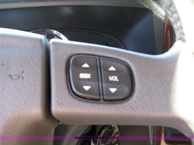 image for item 8179 2006 Cadillac Escalade ESV SUV