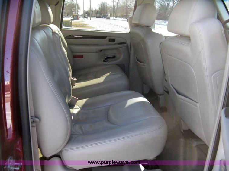 image for item 8179 2006 Cadillac Escalade ESV SUV