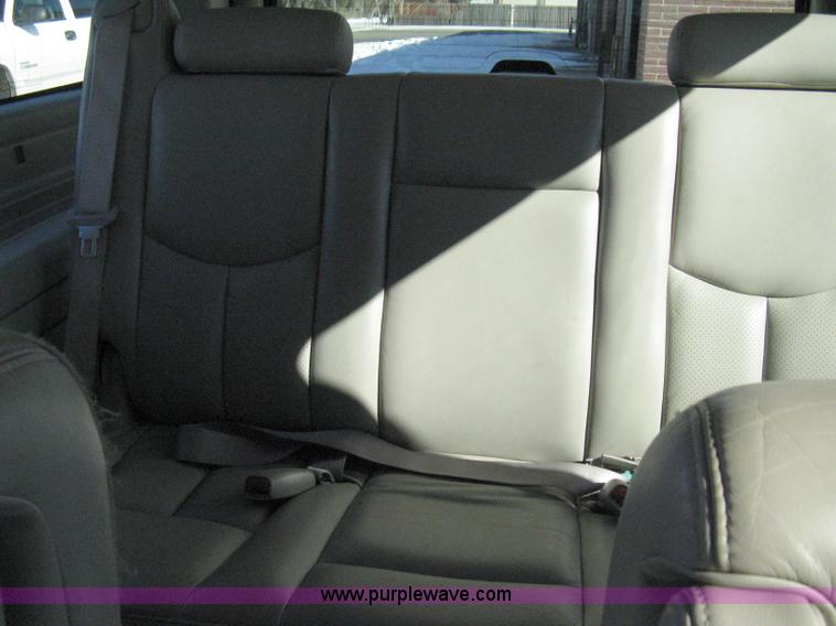 image for item 8179 2006 Cadillac Escalade ESV SUV