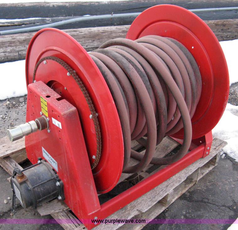 image for item 8189 Reelcraft 400000 hose reel