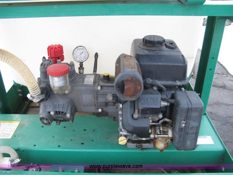 image for item 8190 2005 Lesco Commercial Plus slide-in spray unit