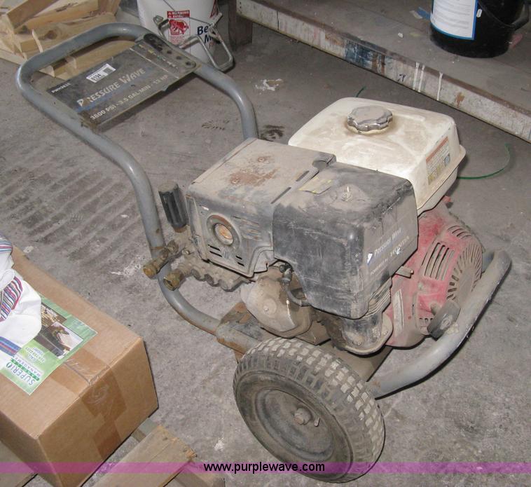 image for item 8194 Pressure Wave PWH3635 pressure washer