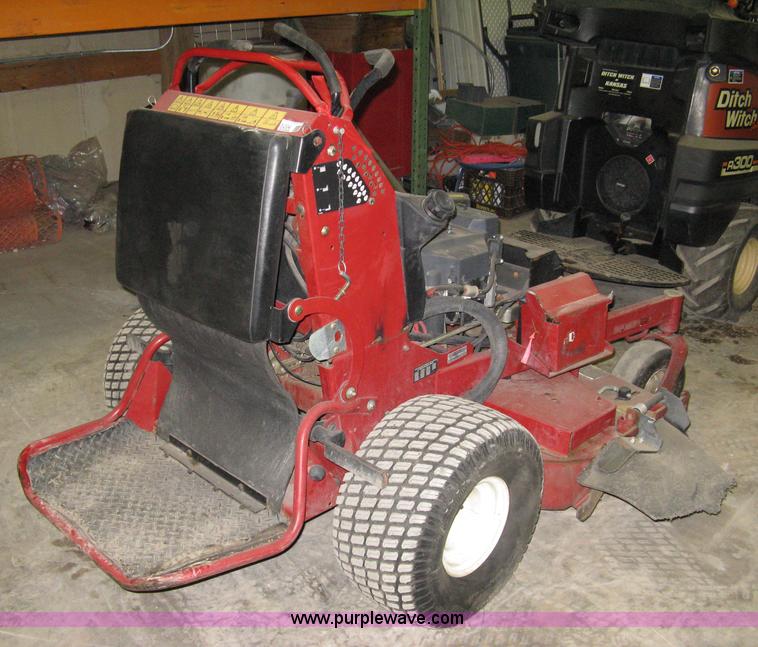 image for item 8204 Toro Grand Stand 74558 commercial mower