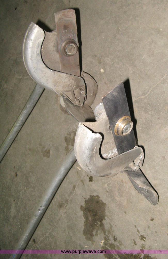 image for item 8206 (2) Stihl edgers