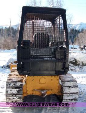 image for item 1000 1989 John Deere 550G dozer