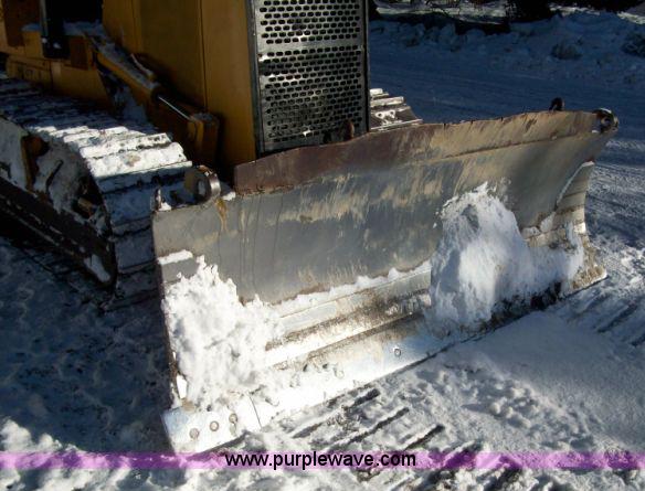 image for item 1000 1989 John Deere 550G dozer