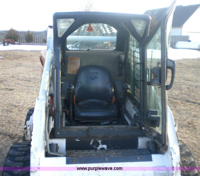 image for item 1337 2002 Bobcat S185 skid steer