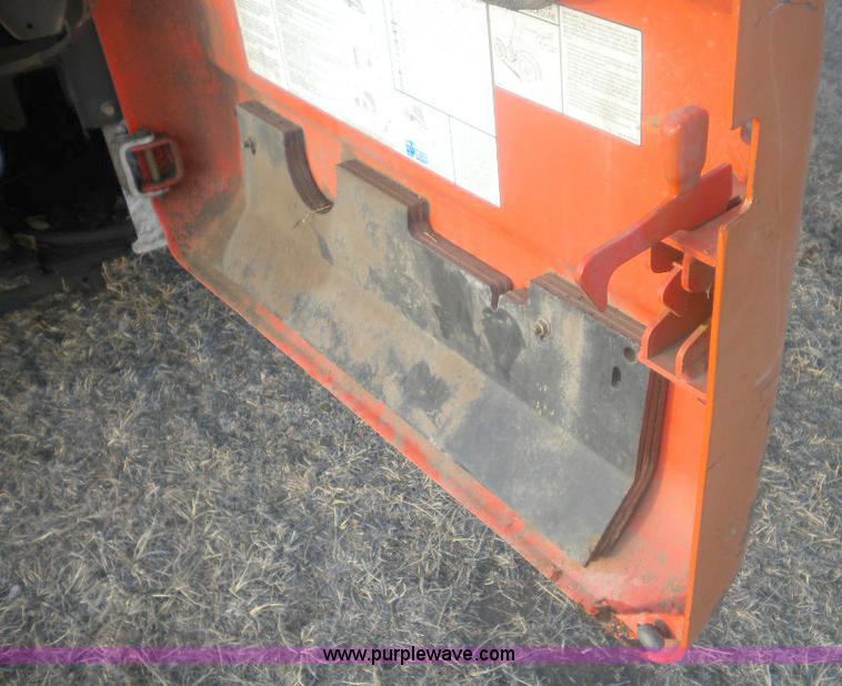 image for item 1337 2002 Bobcat S185 skid steer