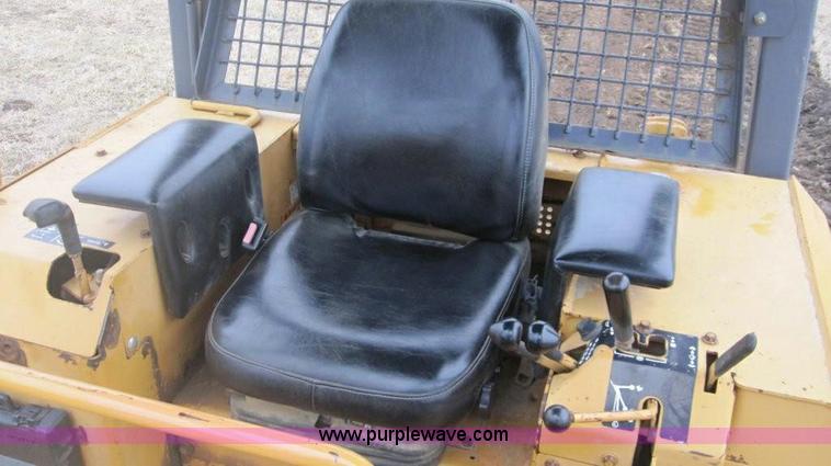 image for item 1339 1999 Case 650G dozer