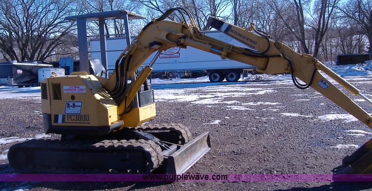 image for item 1501 Komatsu PC38UU mini excavator