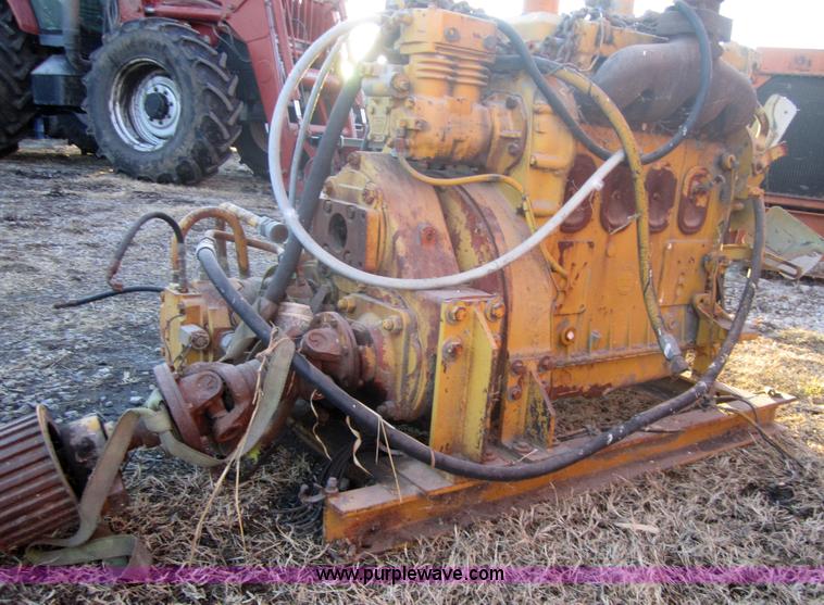 image for item 3126 471 Detroit Diesel engine with hydraulic pump