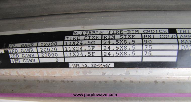 image for item 3576 1992 Peterbilt 378 dump truck