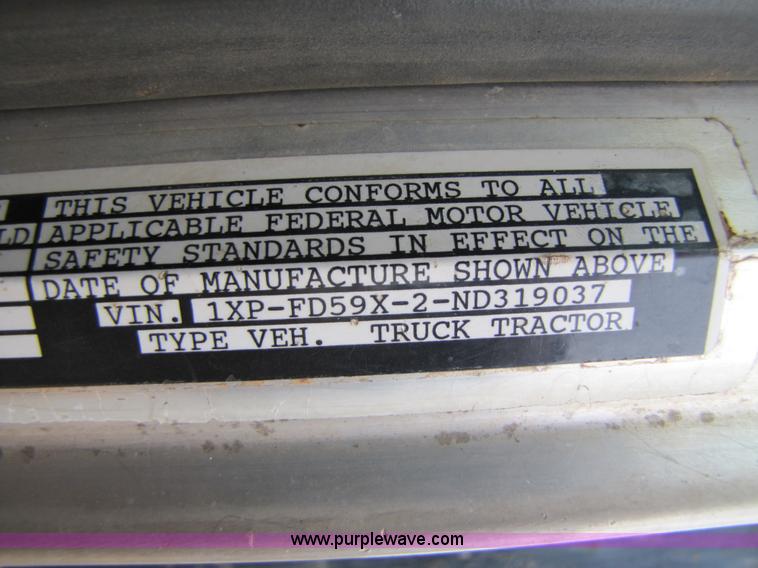 image for item 3576 1992 Peterbilt 378 dump truck