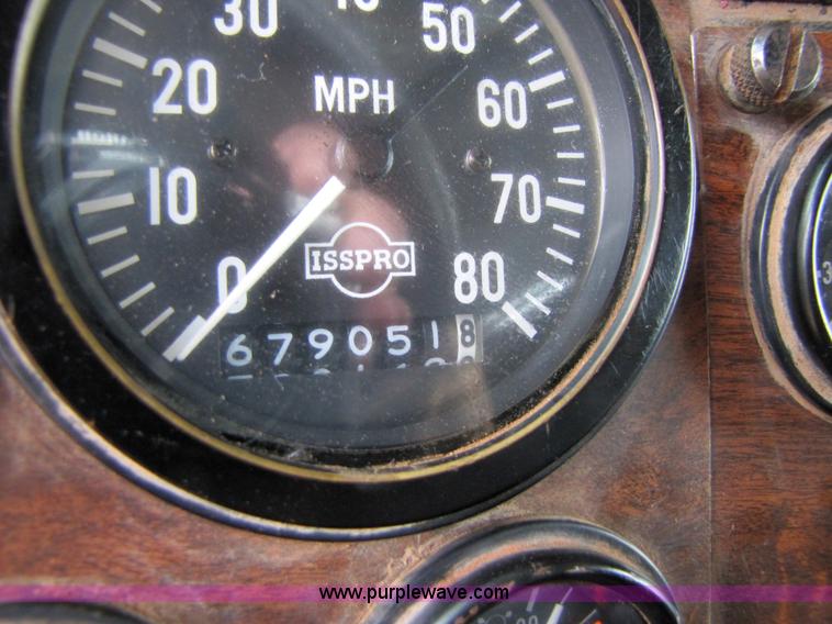 image for item 3576 1992 Peterbilt 378 dump truck