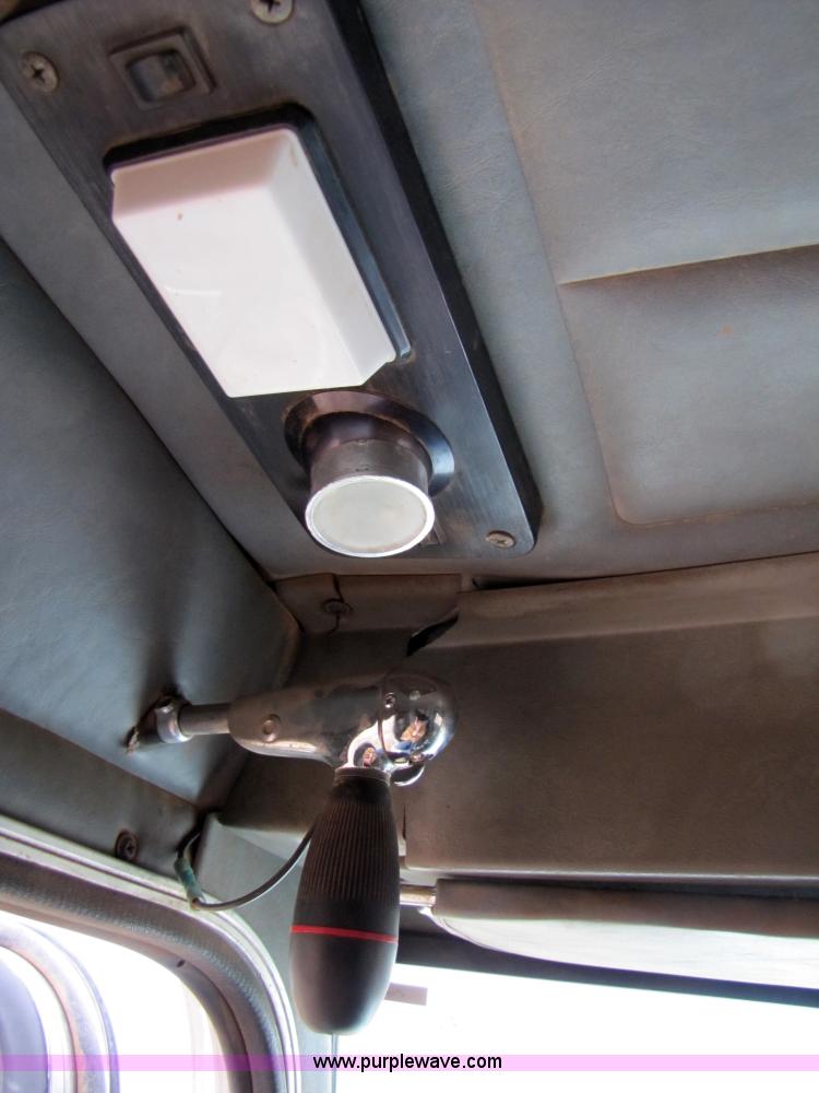 image for item 3576 1992 Peterbilt 378 dump truck