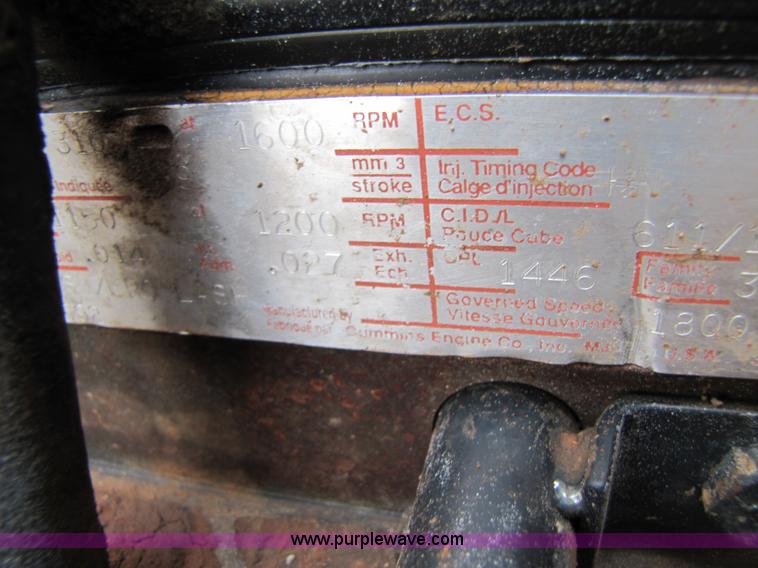 image for item 3576 1992 Peterbilt 378 dump truck