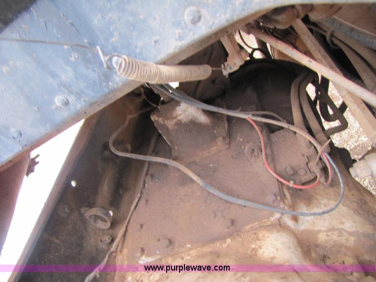 image for item 3576 1992 Peterbilt 378 dump truck