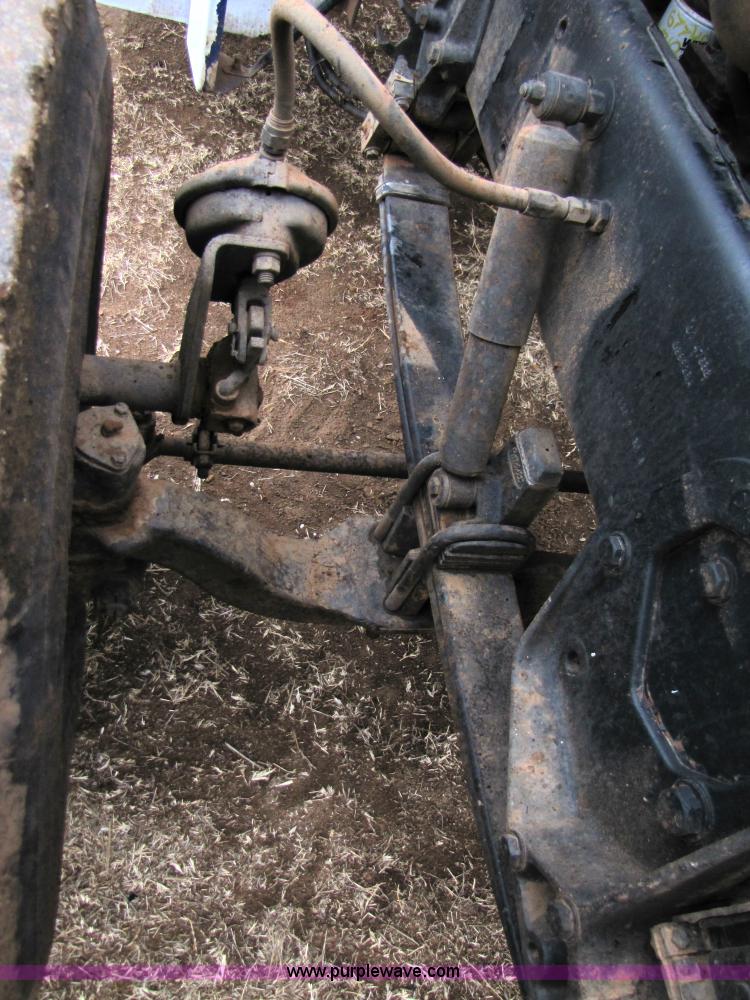 image for item 3576 1992 Peterbilt 378 dump truck