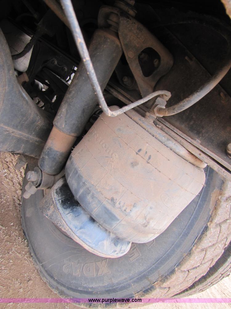 image for item 3576 1992 Peterbilt 378 dump truck