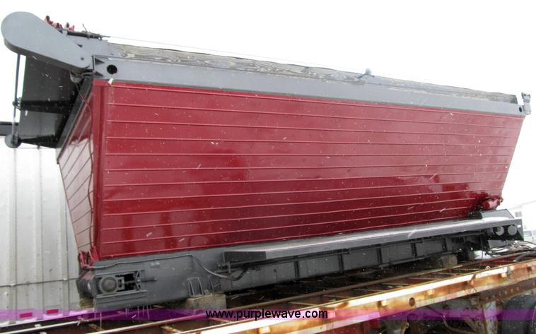 image for item 4002 1994 Flow Boy live bottom box for truck mount