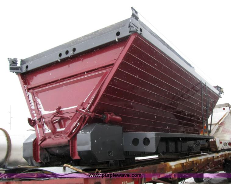 image for item 4002 1994 Flow Boy live bottom box for truck mount