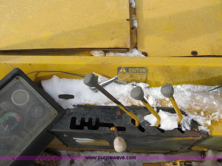 image for item 4012 1979 John Deere 762 scraper