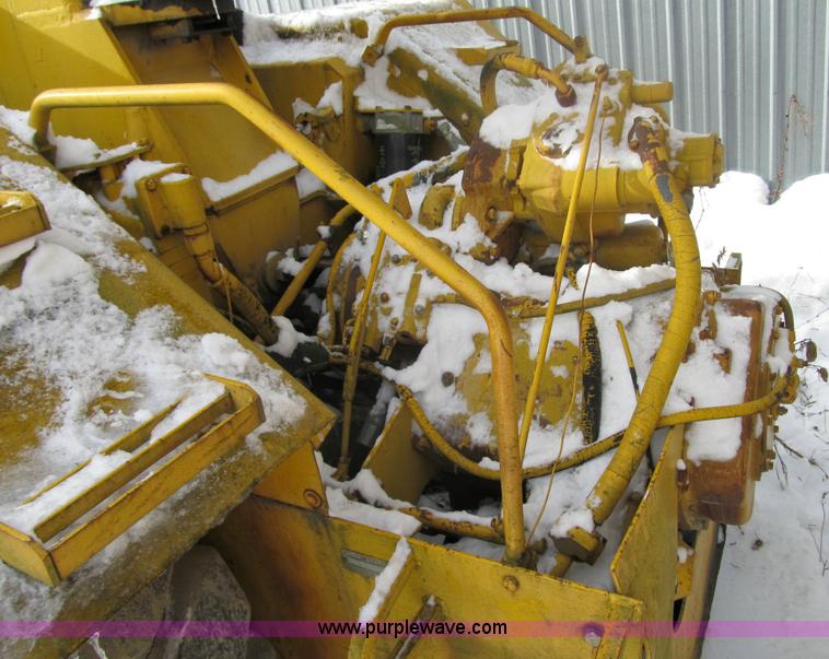 image for item 4012 1979 John Deere 762 scraper