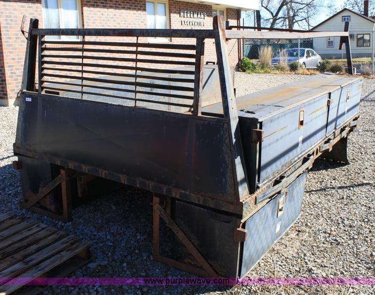image for item 4762 Pickup bed