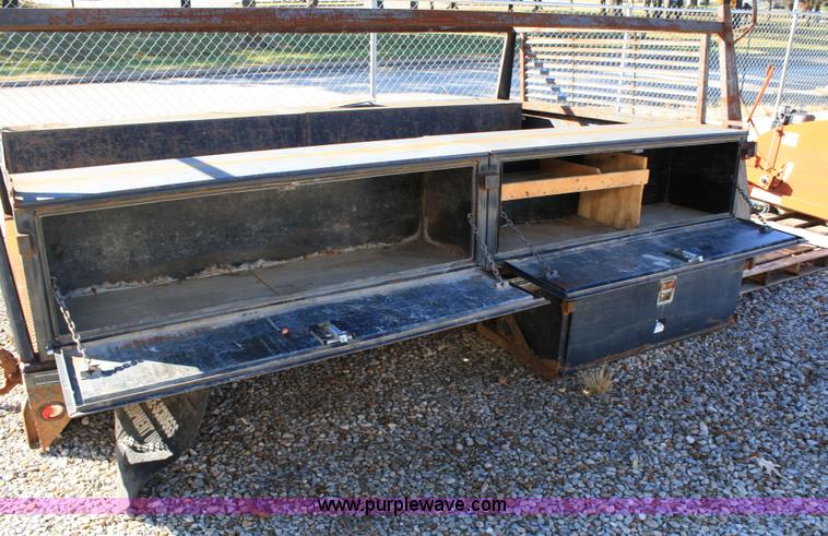 image for item 4762 Pickup bed