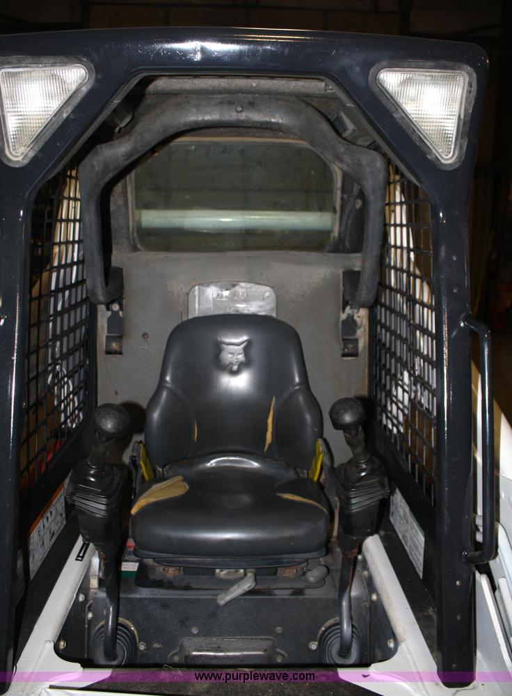 image for item 4773 2000 Bobcat 773 skid steer loader