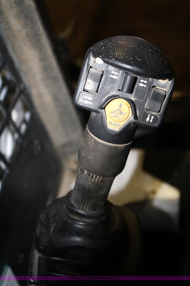 image for item 4773 2000 Bobcat 773 skid steer loader