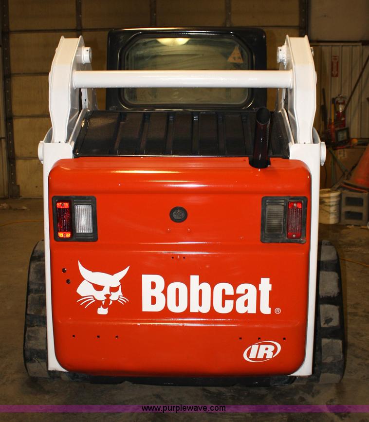 image for item 4774 2004 Bobcat T190 skid steer track loader