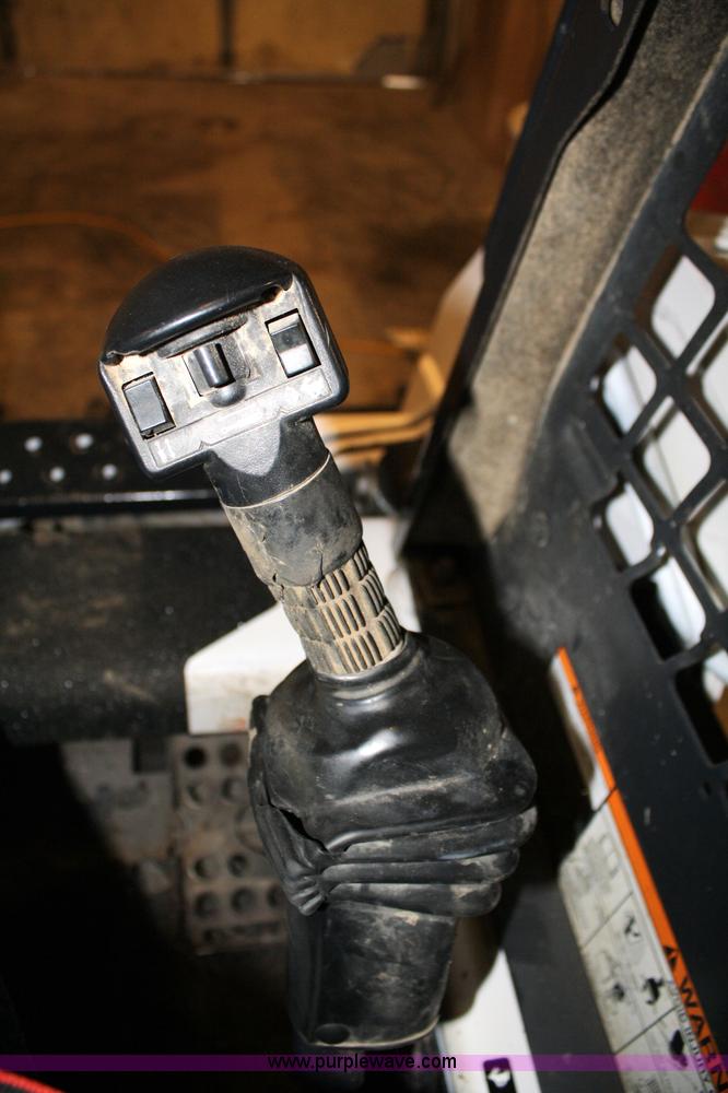 image for item 4774 2004 Bobcat T190 skid steer track loader