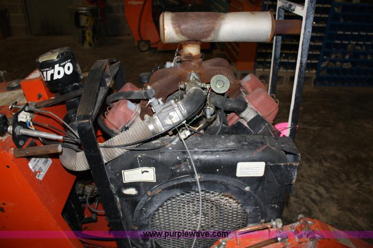 image for item 4775 Norton Clipper C65-B concrete saw