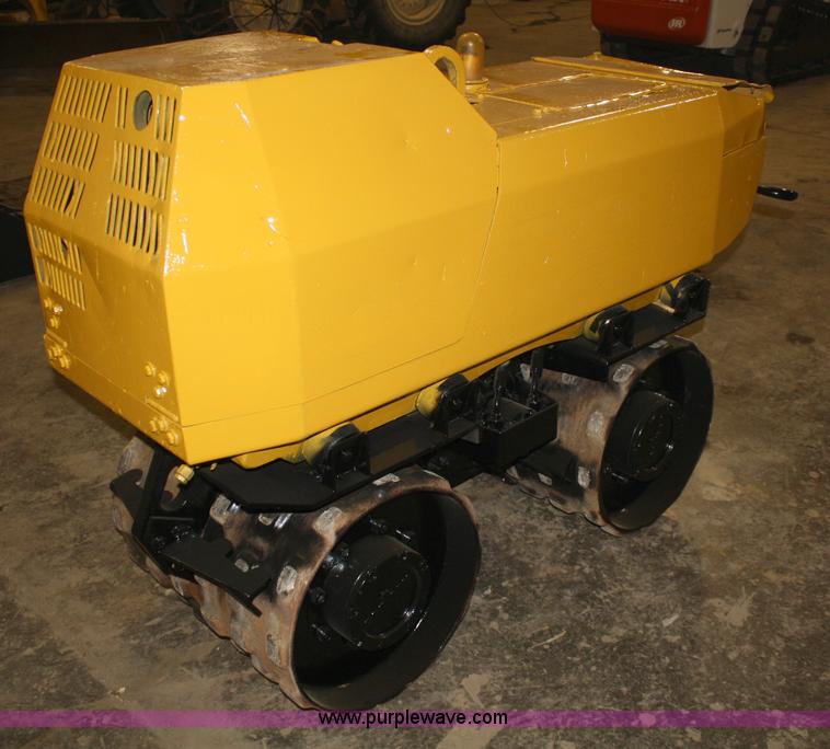image for item 4776 2002 Rammax trench compactor