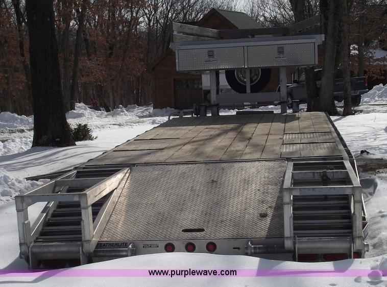 image for item 5387 2006 Featherlite 1585 all aluminum goose neck trailer