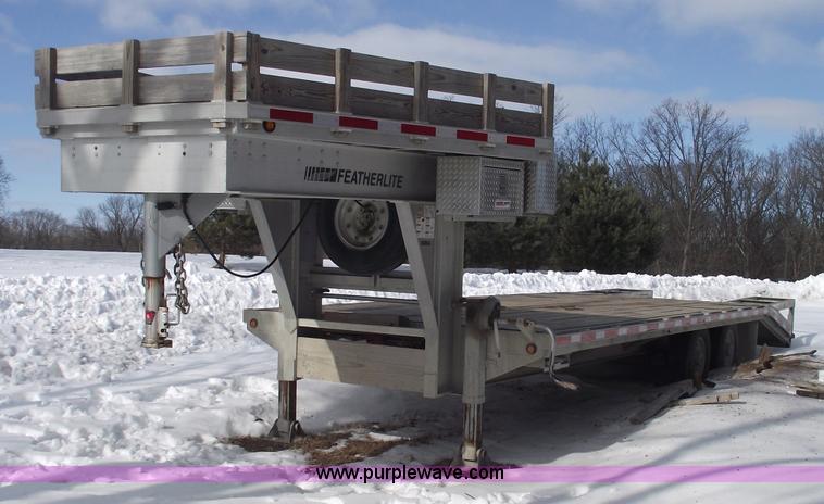 image for item 5387 2006 Featherlite 1585 all aluminum goose neck trailer