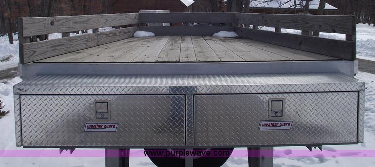 image for item 5387 2006 Featherlite 1585 all aluminum goose neck trailer