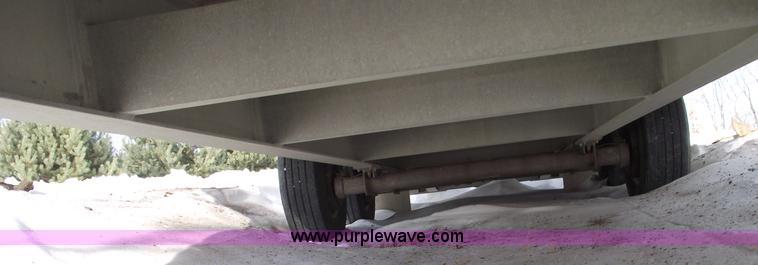 image for item 5387 2006 Featherlite 1585 all aluminum goose neck trailer