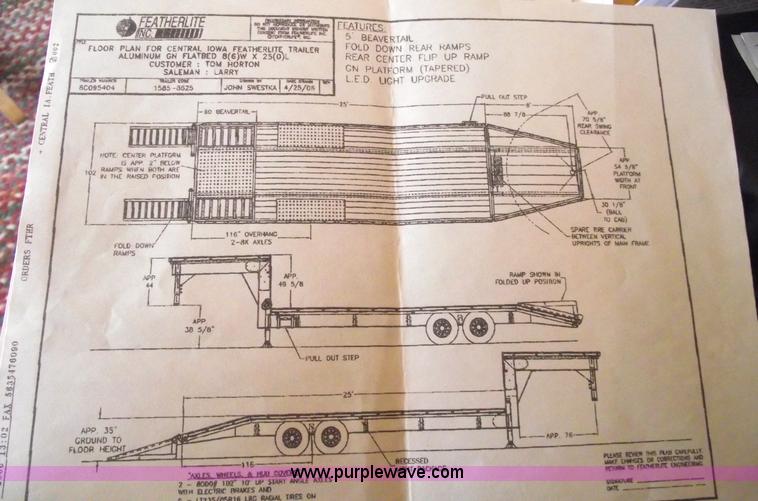 image for item 5387 2006 Featherlite 1585 all aluminum goose neck trailer